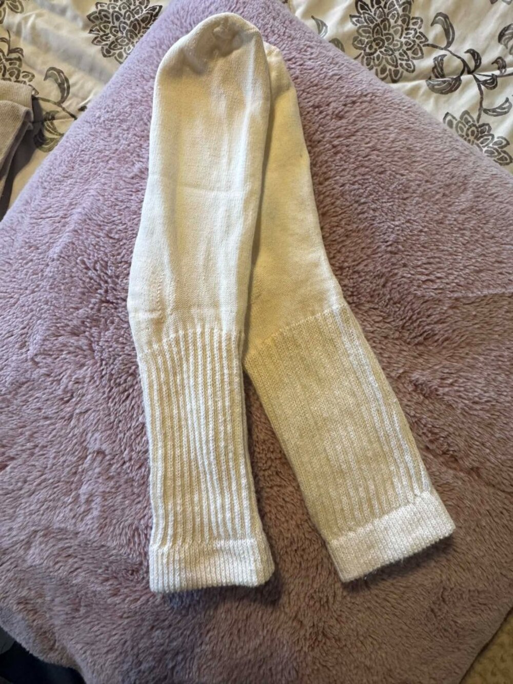 4 pair - woman's vintage slouch socks - Picture 2 of 4